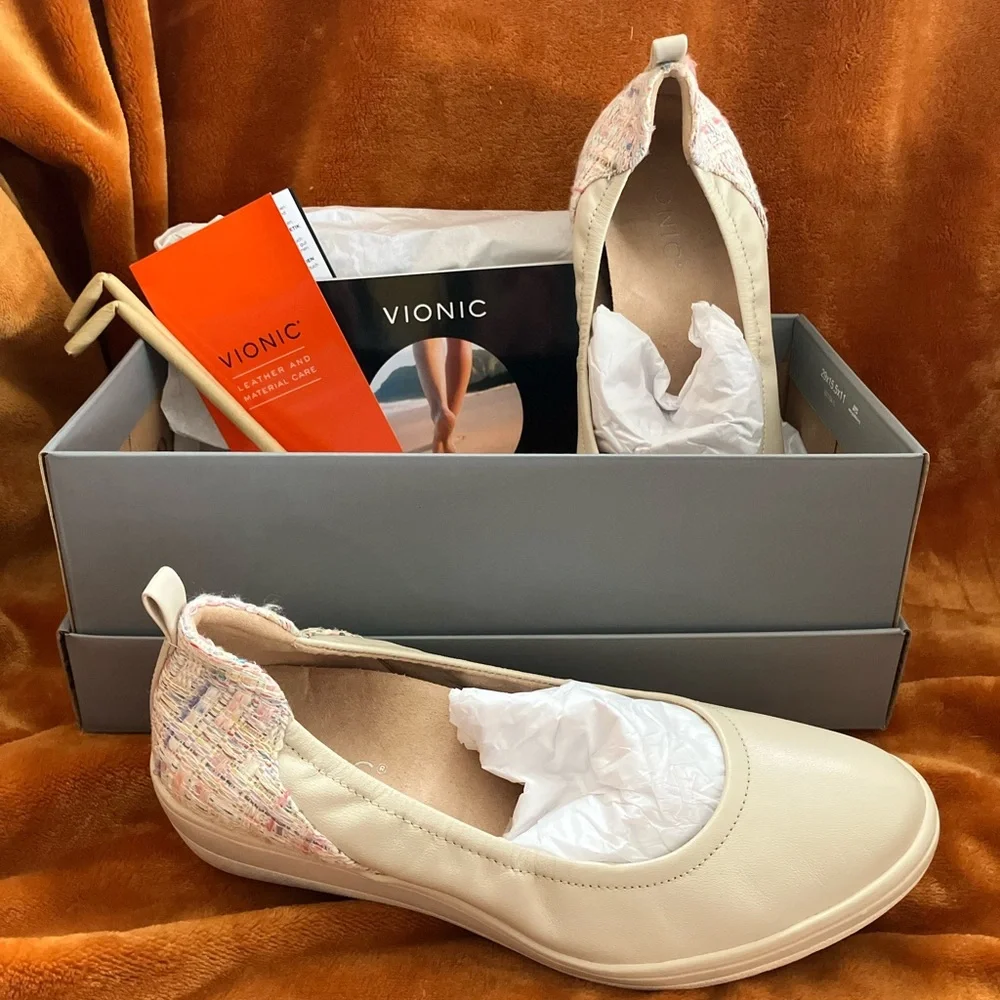 Vionic Women's Beige and Multicolor Wedge Heel leather 6 1/2 women’s